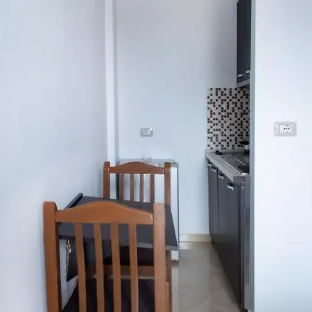 O-cyanea Albania Apartment *